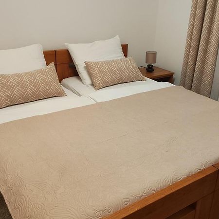 House Bogovic Appartement Karlovac Buitenkant foto